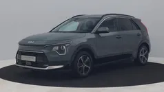 Groen, metallic lak Gebruikt 2023 Kia Niro SUV | € 28.700 (Super prijs)