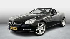 Zwart Gebruikt 2012 Mercedes SLK200 Cabriolet | € 17.950 (Eerlijke prijs)
