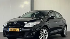 Zwart Gebruikt 2010 Renault Mégane III Hatchback | € 3.445 (Eerlijke prijs)