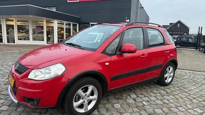 Rood Gebruikt 2007 Suzuki SX4 Exclusive MPV | € 3.750 (Eerlijke prijs)