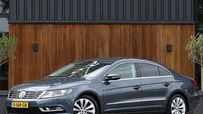 Occasion VW Passat R-line 161 PK (118 kW) 2015 Grijs Sedan