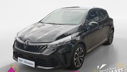 Zwart Gebruikt 2024 Renault Clio V Techno Hatchback | € 18.935 (Eerlijke prijs)