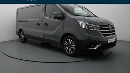 Gebruikt 2024 Renault Trafic MPV | € 34.990 (Eerlijke prijs)