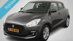 Grijs Gebruikt 2020 Suzuki Swift Hatchback | € 15.450 (Eerlijke prijs)