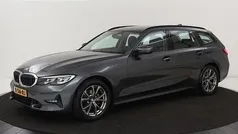 Gebruikt 2021 BMW 318 Executive Stationwagen | € 21.900 (Super prijs)