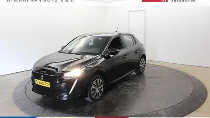 Gebruikt 2023 Peugeot e-208 Active Hatchback | € 17.930 (Super prijs)
