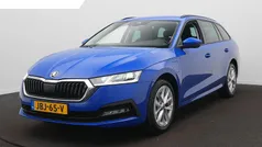 Blauw Gebruikt 2023 Skoda Octavia Business Line Stationwagen | € 24.900 (Super prijs)