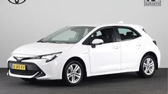 Wit Gebruikt 2020 Toyota Corolla Active Hatchback | € 21.945 (Eerlijke prijs)