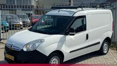 Wit Gebruikt 2016 Opel Combo MPV | € 6.590 (Eerlijke prijs)