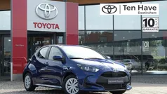 Blauw Gebruikt 2021 Toyota Yaris Active Hatchback | € 19.900 (Eerlijke prijs)