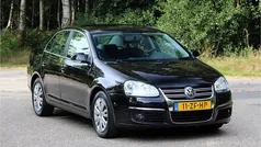 Zwart Gebruikt 2008 VW Jetta Sportline Sedan | € 2.999 (Goede deal)
