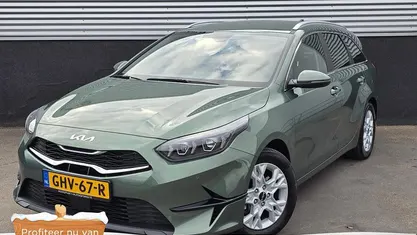 Gebruikt 2024 Kia Ceed Hatchback | € 26.399 (Eerlijke prijs)