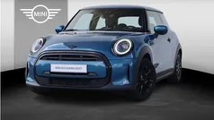 Blauw Gebruikt 2021 Mini ONE Classic Hatchback | € 21.900 (Eerlijke prijs)