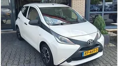 Wit Gebruikt 2018 Toyota Aygo Hatchback | € 8.800 (Eerlijke prijs)