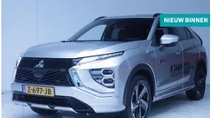 Grijs, metallic lak Gebruikt 2024 Mitsubishi Eclipse Cross SUV | € 32.250 (Eerlijke prijs)