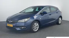 Blauw Gebruikt 2020 Opel Astra Elegance Hatchback | € 14.395 (Eerlijke prijs)