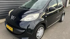 Gebruikt 2006 Peugeot 107 Hatchback | € 1.895 (Eerlijke prijs)