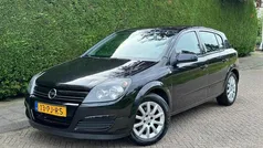Gebruikt 2004 Opel Astra Hatchback | € 2.500 (Eerlijke prijs)