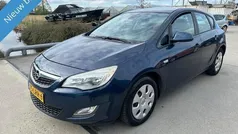 Blauw Gebruikt 2010 Opel Astra Edition Hatchback | € 3.999 (Eerlijke prijs)