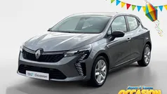 Gebruikt 2024 Renault Clio V Evolution Hatchback | € 17.935 (Eerlijke prijs)