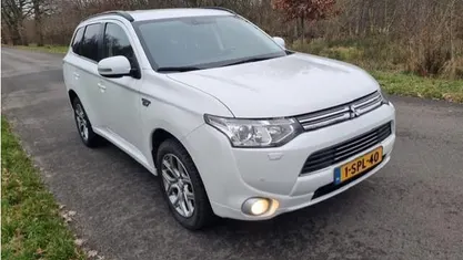 Occasion Mitsubishi Outlander Intense 121 PK (88 kW) 2013 Wit SUV