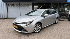 Gebruikt 2023 Toyota Corolla Hybrid Active Stationwagen | € 25.950 (Super prijs)