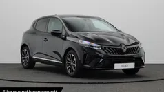 Gebruikt 2025 Renault Clio V Techno Hatchback | € 26.595 (Eerlijke prijs)