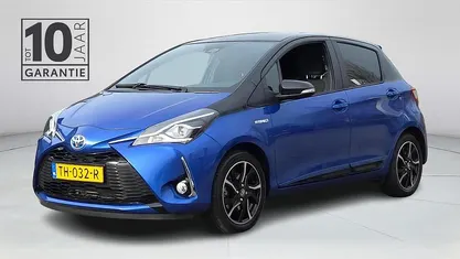 Blauw Gebruikt 2018 Toyota Yaris Hybrid Hatchback | € 16.450 (Eerlijke prijs)