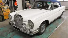 Mercedes 220
