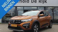 Oranje Gebruikt 2021 Dacia Sandero Comfort Hatchback | € 12.950 (Eerlijke prijs)
