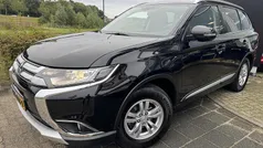 Amethyst black p Gebruikt 2015 Mitsubishi Outlander Edition SUV | € 16.900 (Eerlijke prijs)