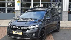 Grijs Gebruikt 2023 Dacia Jogger Extreme MPV | € 17.750 (Eerlijke prijs)