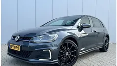 Blauw Gebruikt 2017 VW Golf VII GTE Hatchback | € 19.990 (Eerlijke prijs)