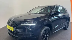 Zwart, metallic lak Gebruikt 2019 Skoda Karoq SportLine SUV | € 22.890 (Eerlijke prijs)