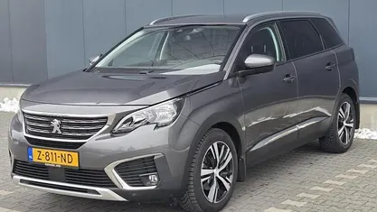 Occasion Peugeot 5008 Allure 131 PK (96 kW) 2018 Grijs SUV