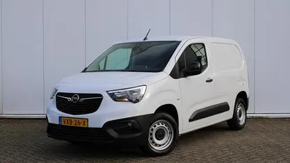 Wit Occasion 2023 Opel Combo Van | € 14.557 (Eerlijke prijs)