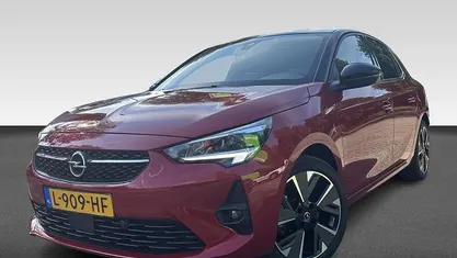 Occasion Opel Corsa-e Ultimate 100 kW (136 PK) 2021 Rood Hatchback