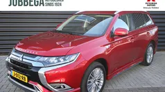Rood Gebruikt 2020 Mitsubishi Outlander Intense+ SUV | € 22.895 (Eerlijke prijs)