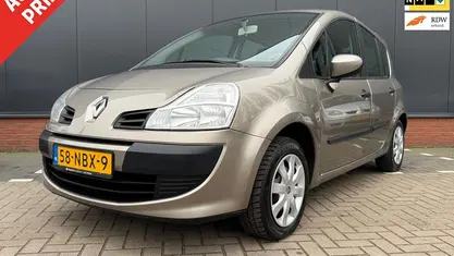 Beige Occasion 2010 Renault Grand Modus Expression MPV | € 2.995 (Eerlijke prijs)