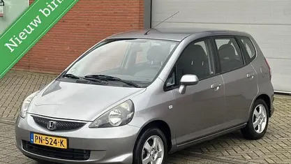 Grijs Occasion 2007 Honda Jazz Hatchback | € 2.965 (Eerlijke prijs)