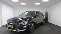 Zwart Gebruikt 2022 Kia Niro SUV | € 31.850 (Eerlijke prijs)