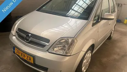Occasion Opel Meriva 90 PK (66 kW) 2005 Grijs MPV