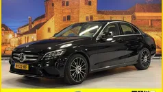 Zwart, metallic lak Gebruikt 2019 Mercedes C180 Premium Sedan | € 27.950 (Eerlijke prijs)