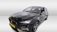 Zwart Gebruikt 2023 Seat Leon Business Hatchback | € 24.450 (Eerlijke prijs)