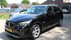 Zwart, metallic lak Gebruikt 2011 BMW X1 Executive SUV | € 11.950 (Eerlijke prijs)