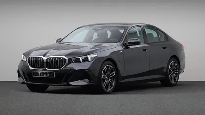 Occasion 2025 BMW 530e Shadowline Sedan | € 63.880 (Eerlijke prijs)
