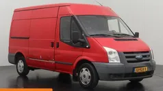 Rood Gebruikt 2008 Ford Transit Van | € 2.800 (Eerlijke prijs)