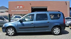 Blauw Gebruikt 2008 Dacia Logan MCV Lauréate MPV | € 1.899 (Eerlijke prijs)