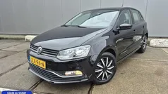 Zwart Gebruikt 2015 VW Polo Highline Hatchback | € 8.950 (Eerlijke prijs)
