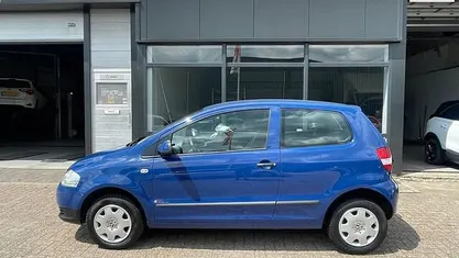 Occasion VW Fox Trendline 75 PK (55 kW) 2006 Blauw Hatchback